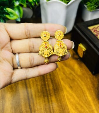 Golden and Silver Fusion Earrings – Stylish and Classy