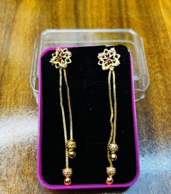 Gold Shine Stylish Earrings for Every Occasion