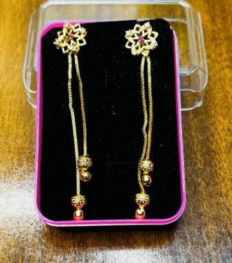 All That Glitters – Gold Shine Earrings You’ll Loved