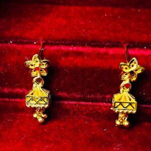 Shiny Gold-Look Earrings