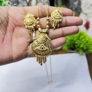 Traditional Kundan Necklace Set with Matching Earrings for Women