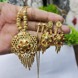 Elegant Gold-Plated Necklace Set with Matching Earrings for Women