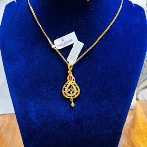 Luxury Look: Gorgeous Necklace with Real Gold Finish