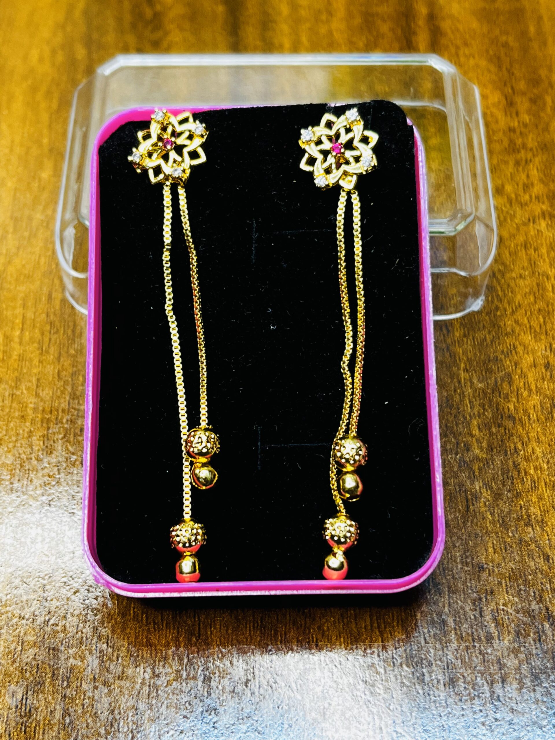 All That Glitters – Gold Shine Earrings You’ll Loved