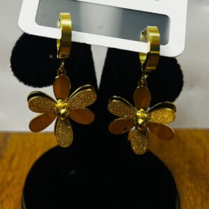 Elegance That Speaks – Timeless Earrings for Every Look